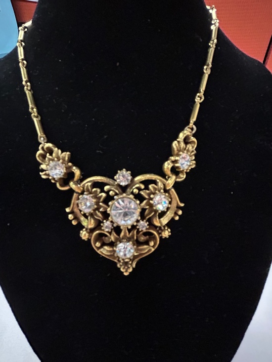 Coro Jewelry - Vintage Coro gold tone filigree heart necklace